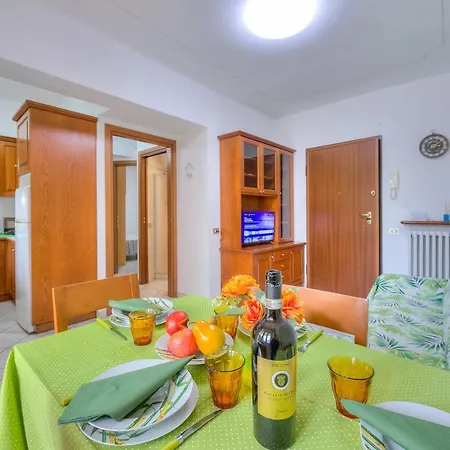 Apt Leonardo With Garden - Happy Apartment
